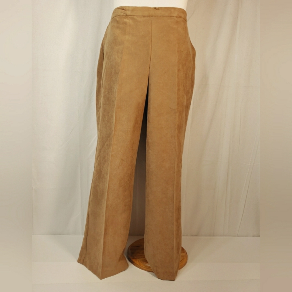 Size 16P Short Alfred Dunner Ladies Pants. Saddle Tan Ankle Slacks. New